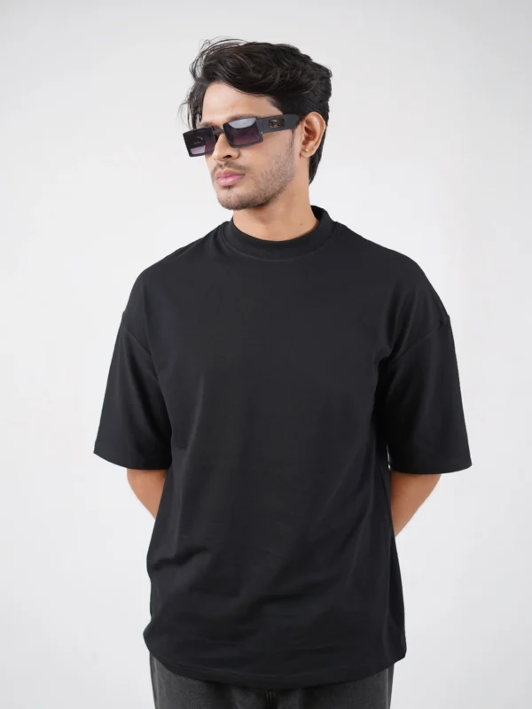 BLACK Solid Drop T-Shirt